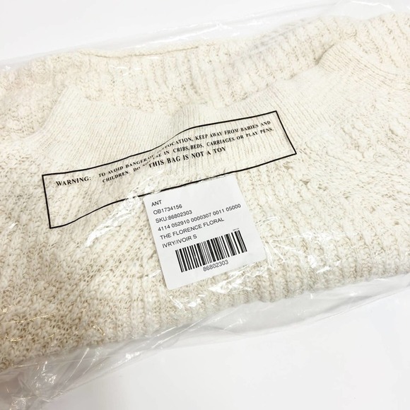 ANTHROPOLOGIE CREWNECK WOMEN BATWING SWEATER SIZE SMALL BRAND NEW WITH TAGS - Picture 3 of 4